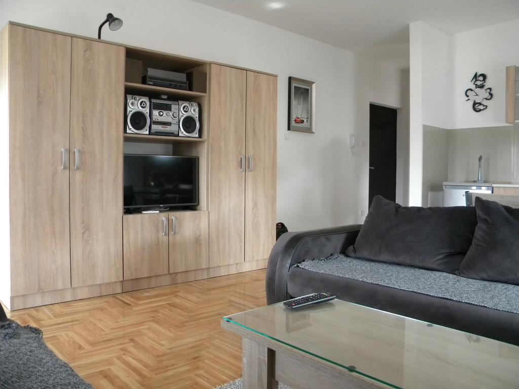 Apartment Srebrni Oblak 아란젤로바츠 외부 사진